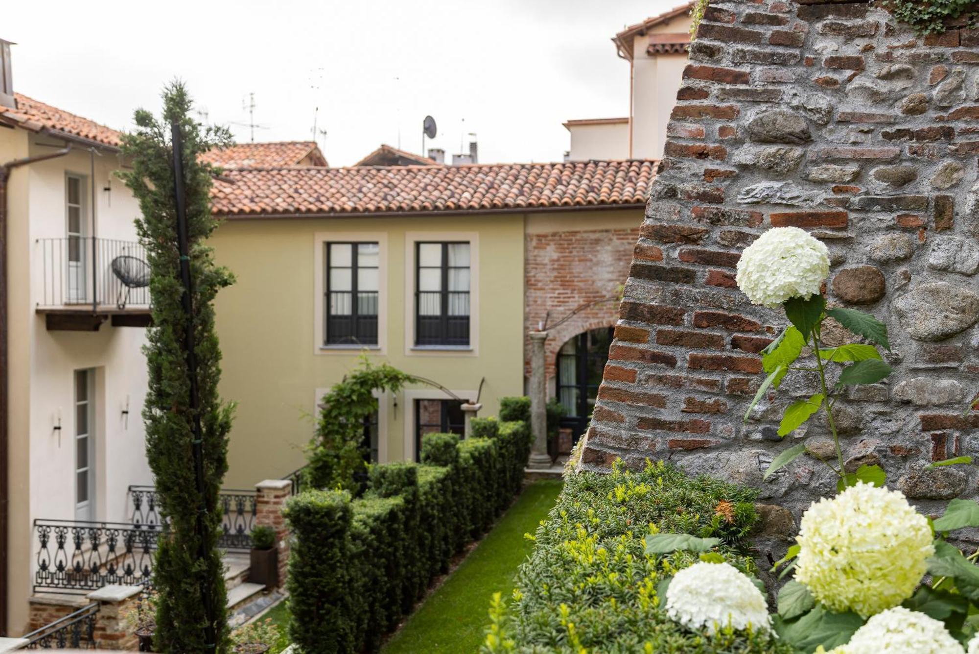 Palazzo Fauzone Relais Panzió Mondovì Kültér fotó
