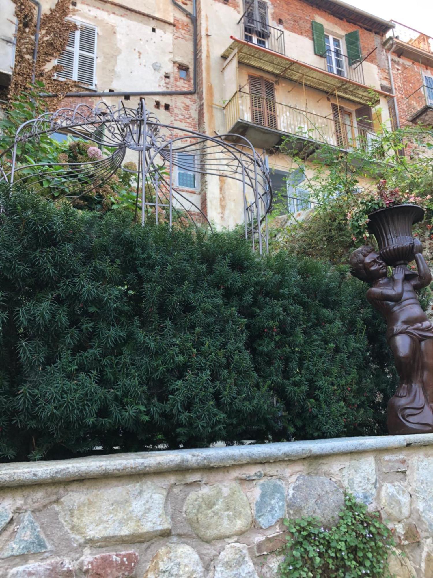Palazzo Fauzone Relais Panzió Mondovì Kültér fotó