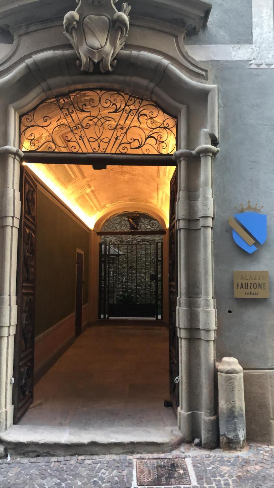 Palazzo Fauzone Relais Panzió Mondovì Kültér fotó