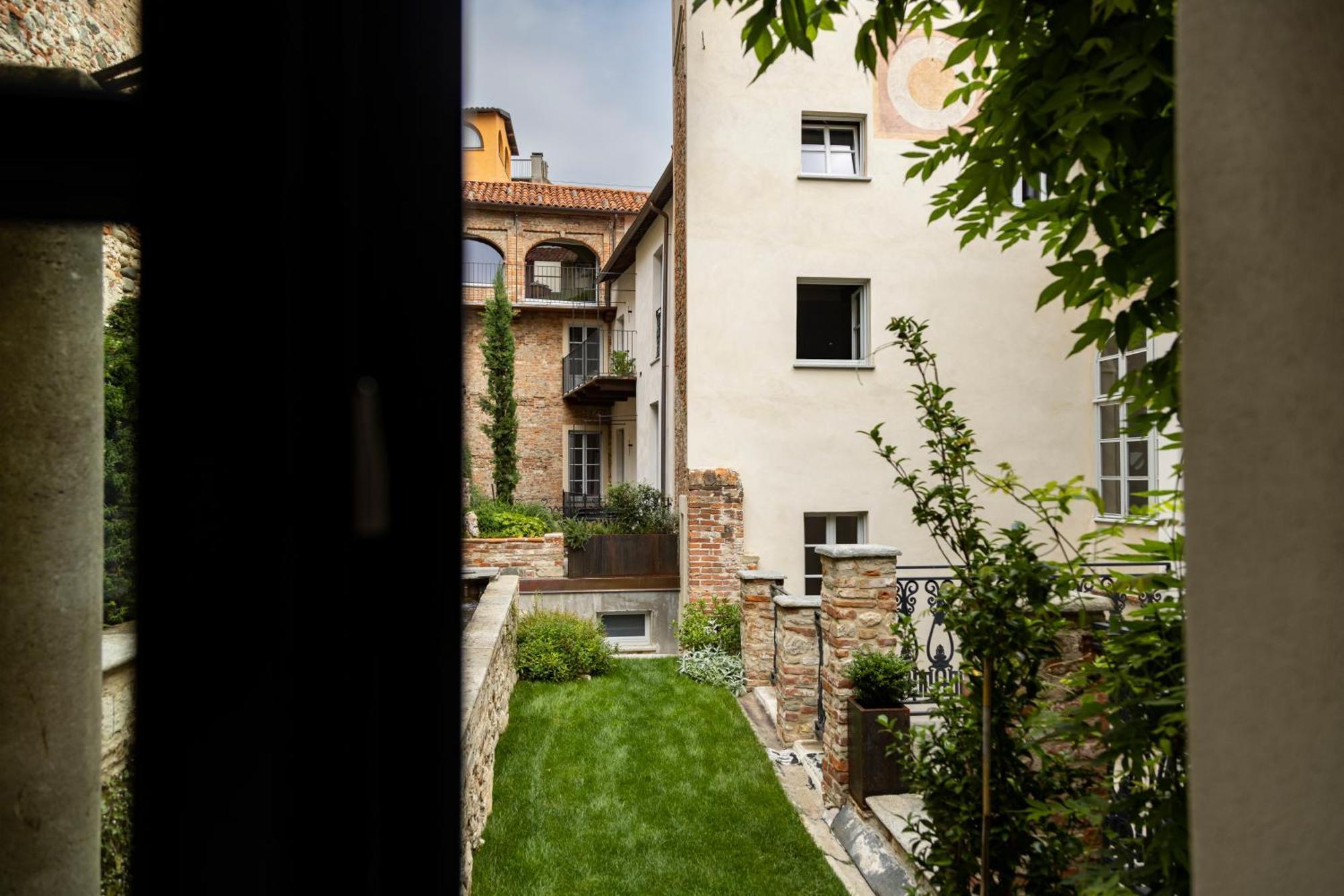 Palazzo Fauzone Relais Panzió Mondovì Kültér fotó